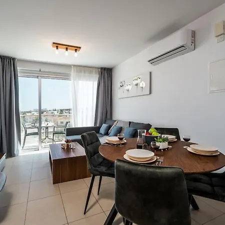 Appartement Sunnyvillas 1 Bedroom Swimming Pool Cor