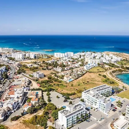 Sunnyvillas 1 Bedroom Swimming Pool Cor Protaras